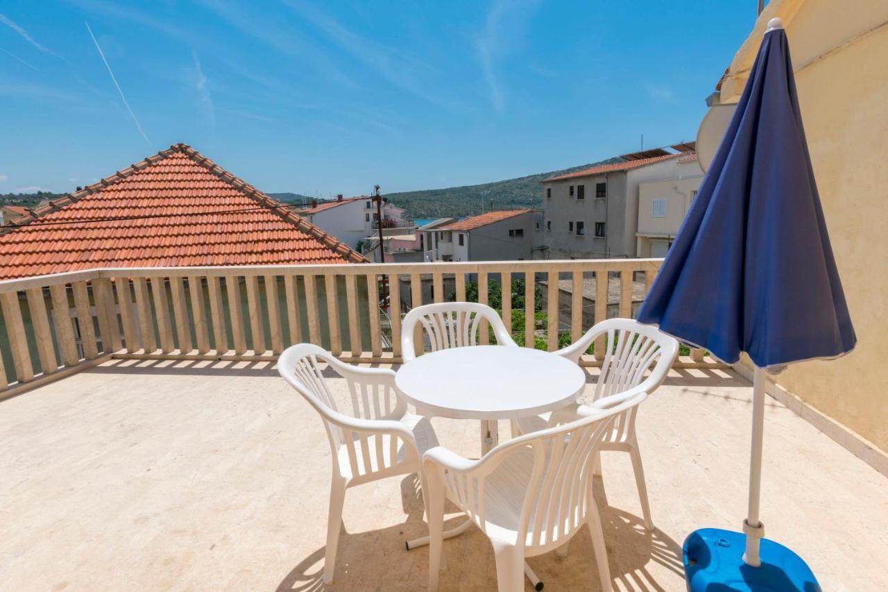Apartment Smiljan Primošten Eksteriør billede