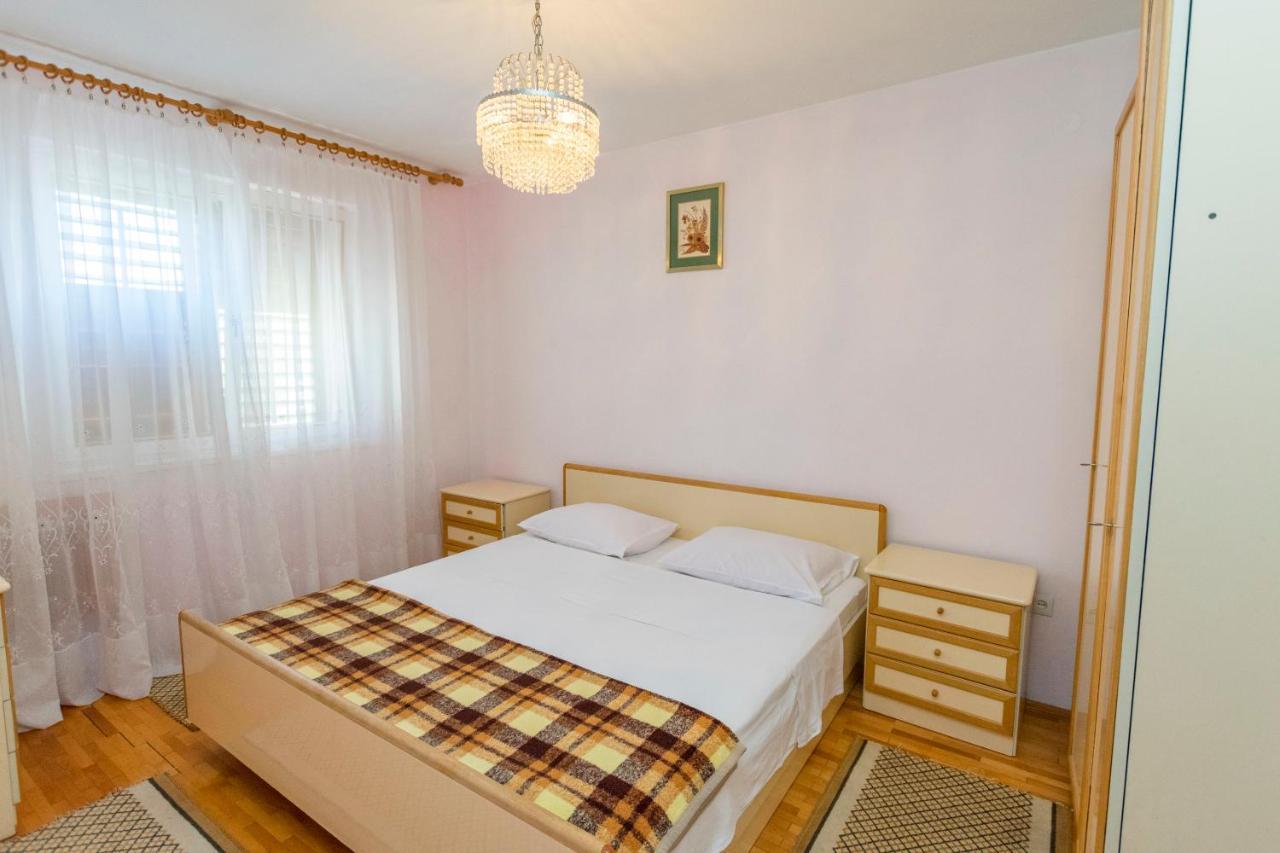 Apartment Smiljan Primošten Eksteriør billede